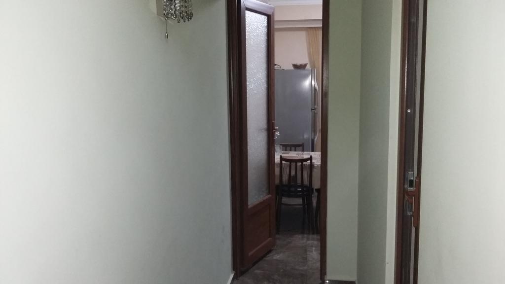 Nellie'S Apartment Batumi Luaran gambar